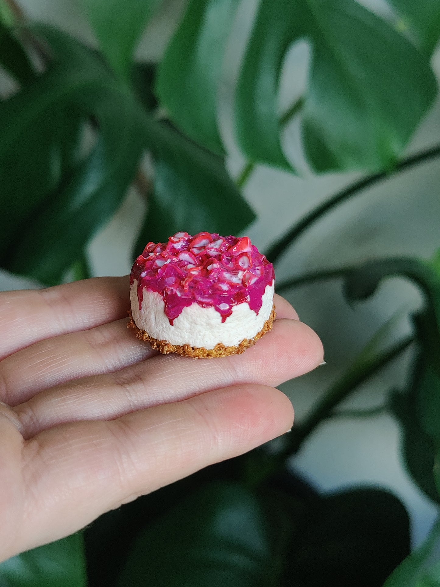 Juustokakku mansikka kiilteellä